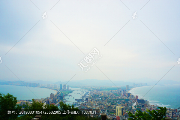 雙月灣
