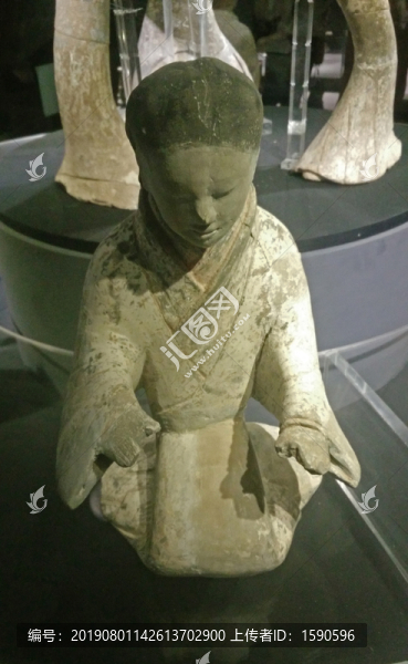 漢代跽坐陶俑