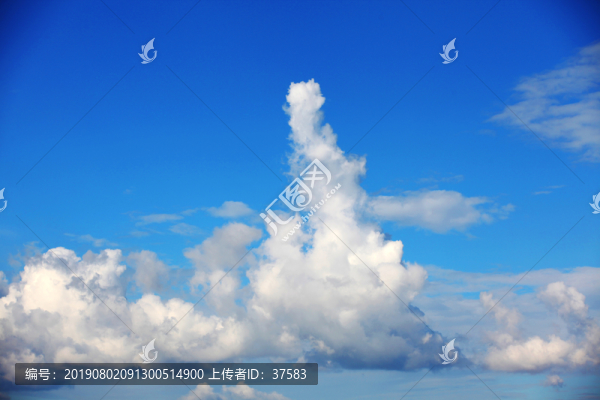藍(lán)天白云