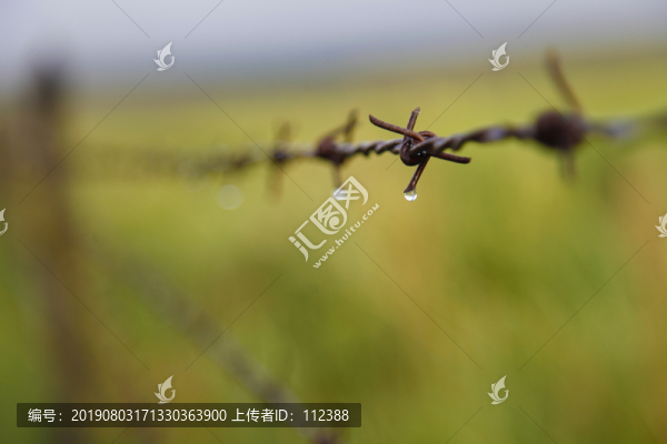邊防鐵絲網(wǎng)鐵絲防護(hù)網(wǎng)穿越