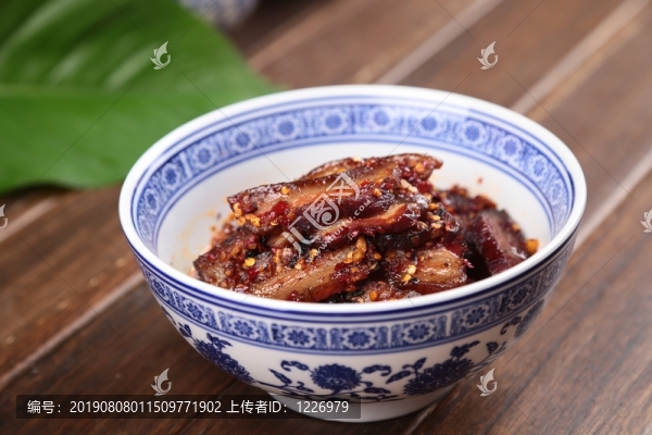 鹽菜扣土臘肉