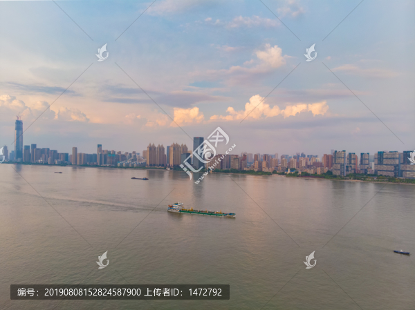 武漢夏日城市航拍傍晚和夜景風(fēng)光