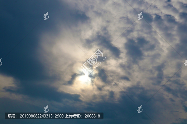 藍(lán)天白云