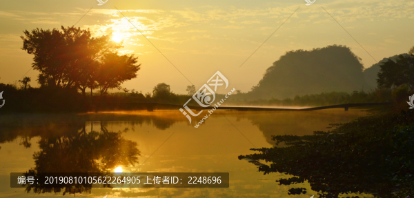 峰林水鄉(xiāng)日出