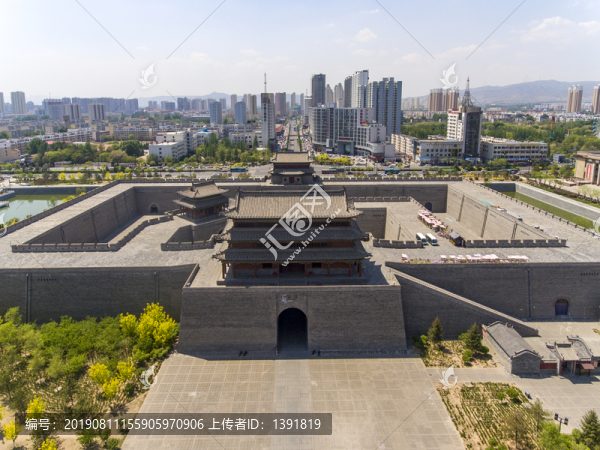 航拍大同古城清遠門
