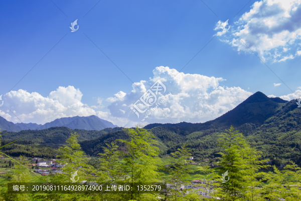 山間村莊