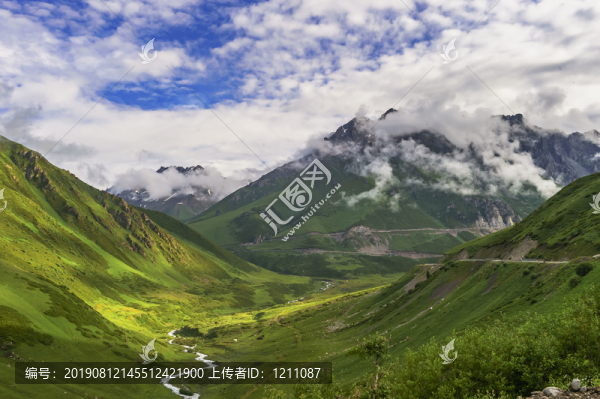 的庫公路風(fēng)光