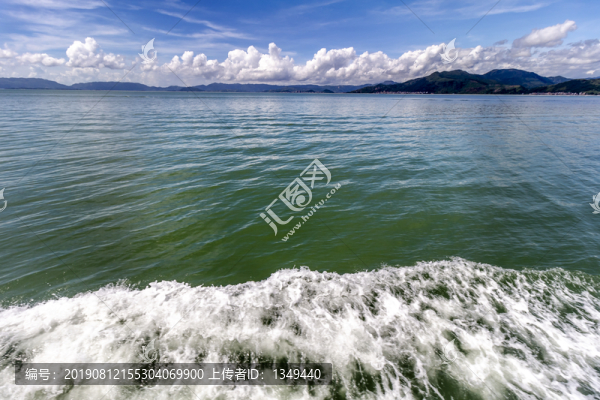 大海浪花