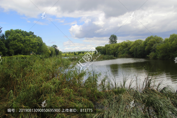 濕地湖泊藍(lán)色天