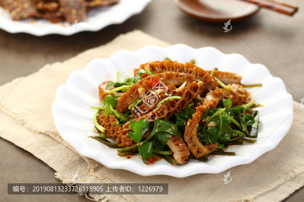 涼拌牛肚