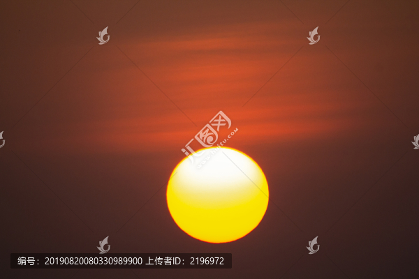 初升的太陽