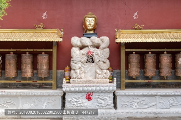 無(wú)量寺石碑帽頭
