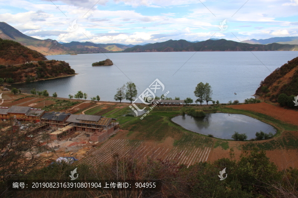 瀘沽湖
