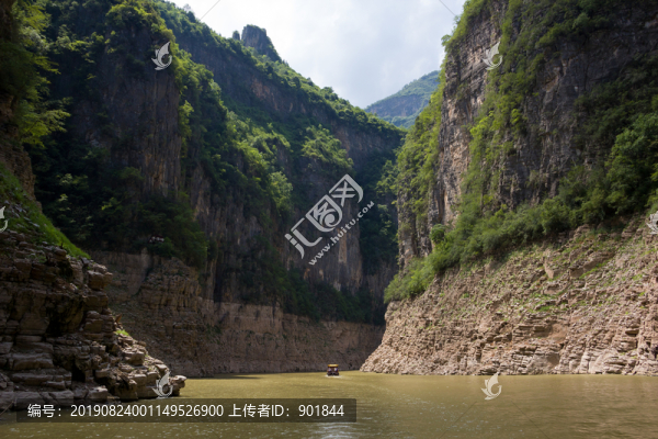 巫山神女溪手掌峰