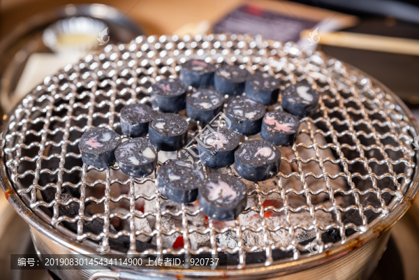 墨魚(yú)烤腸