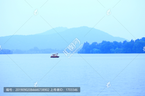 煙雨西湖