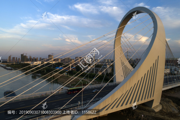 淮安市京杭大運河淮海南路大橋