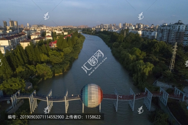 中國(guó)地理南北分界線標(biāo)志