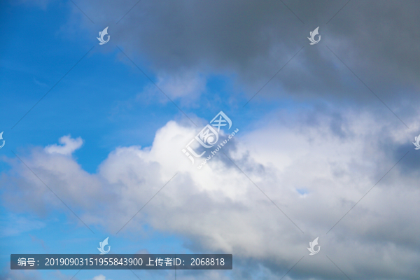 藍(lán)天白云