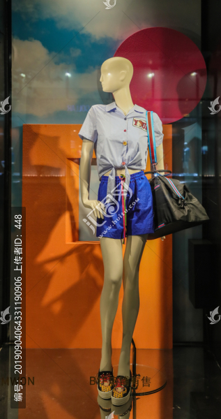 女裝櫥窗