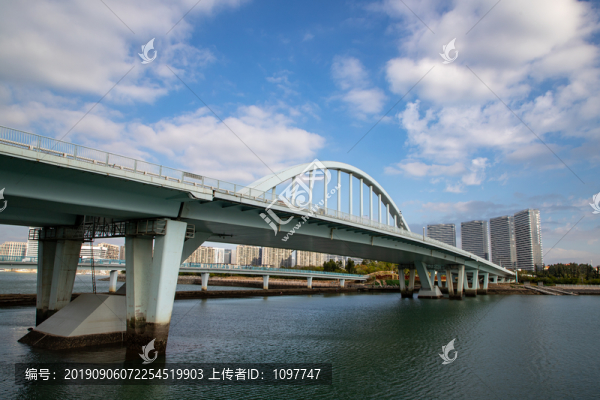 日圓大橋