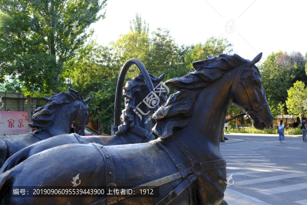 銅馬車