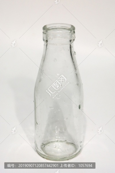 牛奶玻璃空瓶