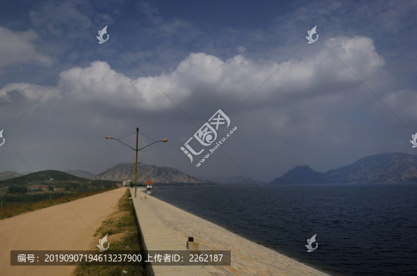 水庫(kù)大壩