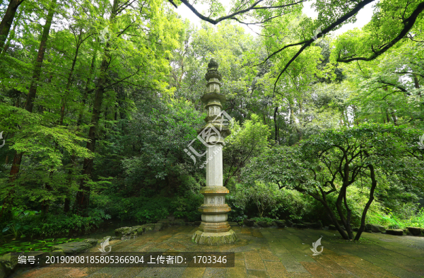 虎跑公園的經(jīng)幢