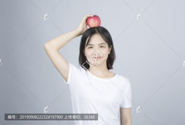 清純短發(fā)少女