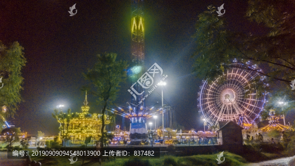 游樂場夜景風(fēng)光