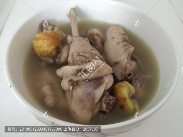 板栗雞湯