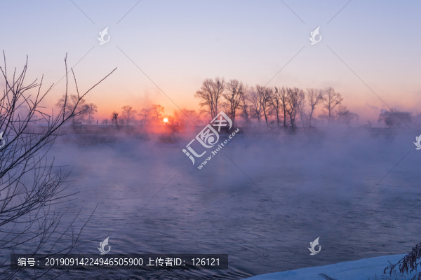 松花江日出