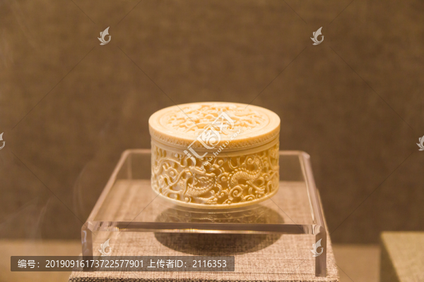 象牙雕刻工藝品