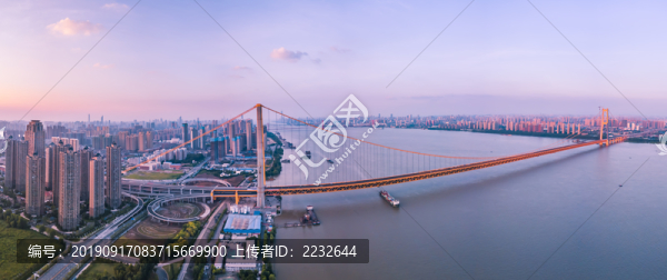 武漢楊泗港長江大橋夕照