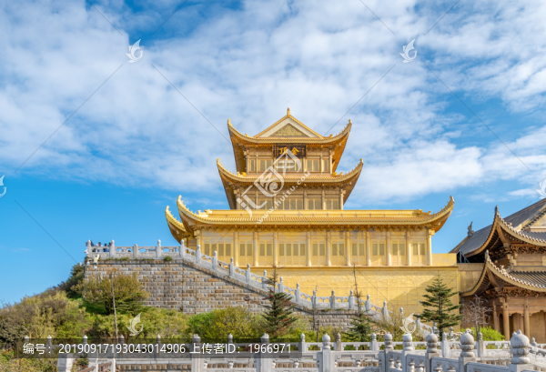 峨眉山金頂