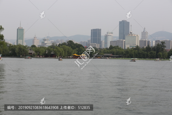 大明湖