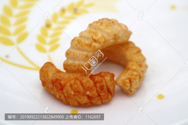休閑膨化小吃零食