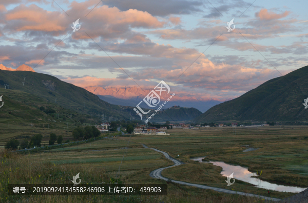 塔公風(fēng)光