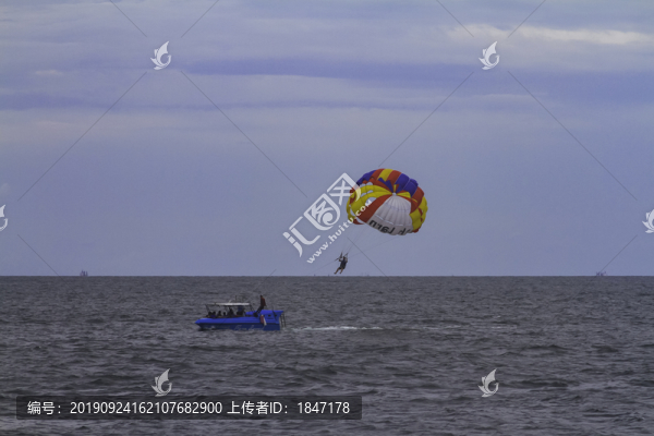 海上跳傘