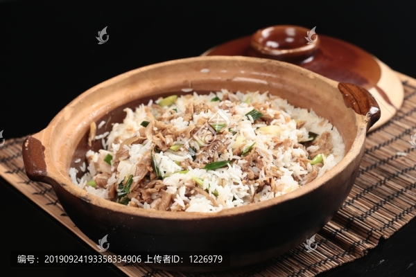 云南菜干焗飯