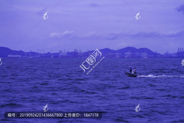 小船大海