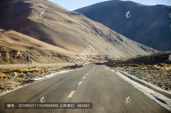西藏雅魯藏布山谷公路