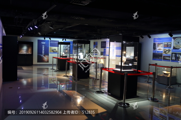 隕石展廳