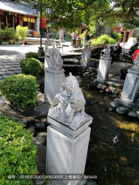神獸雕塑景觀柱