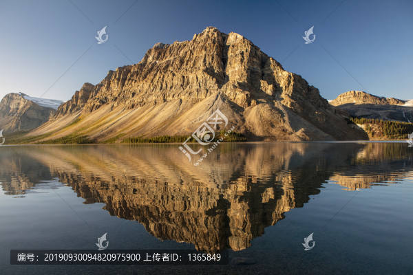 弓湖
