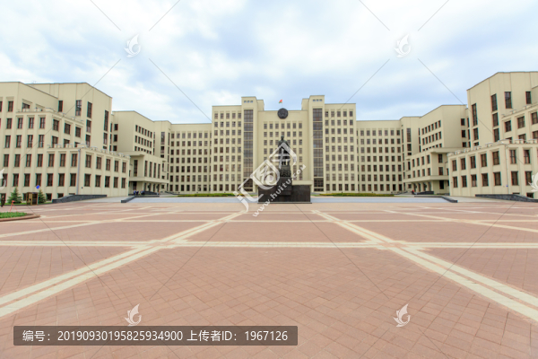 明斯克獨立廣場
