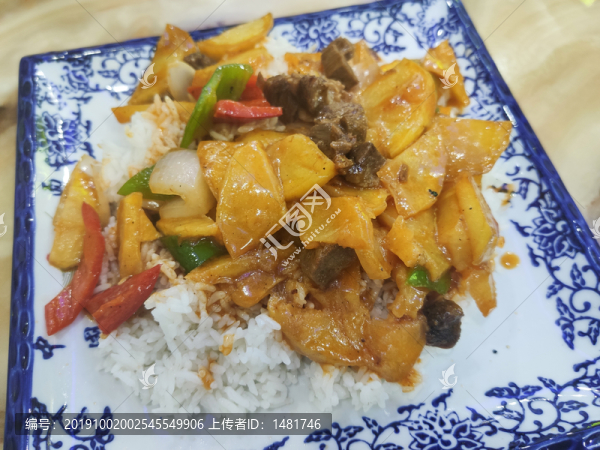 土豆牛肉蓋澆飯