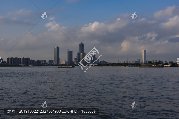徐匯濱江傍晚風(fēng)光
