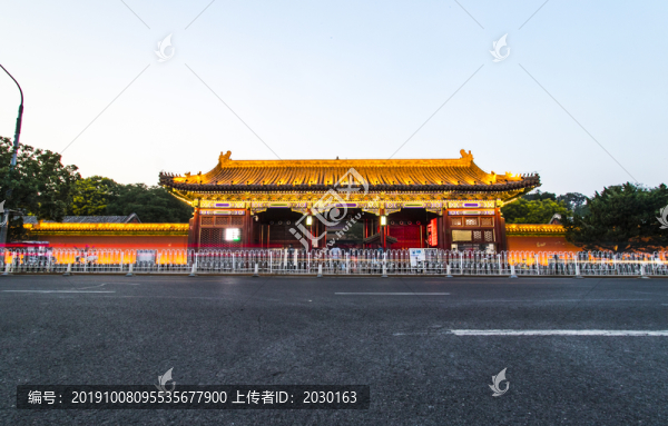 北京石景山公園大門